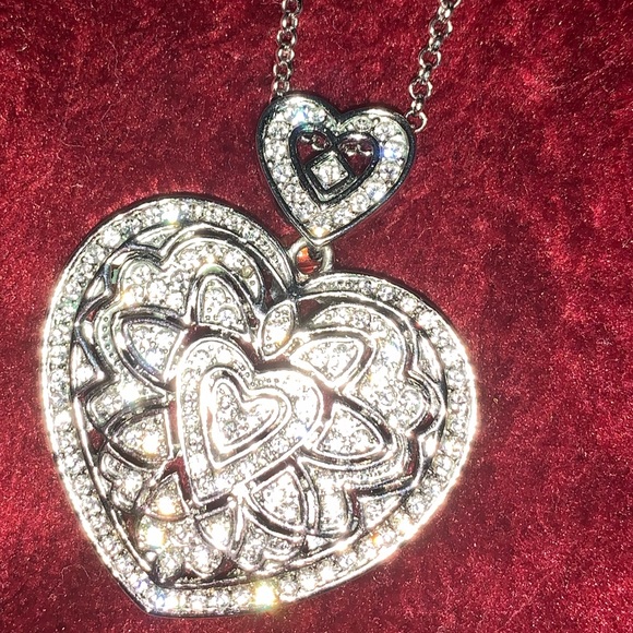 Heart neckless with Swarovski diamonds - Picture 1 of 5